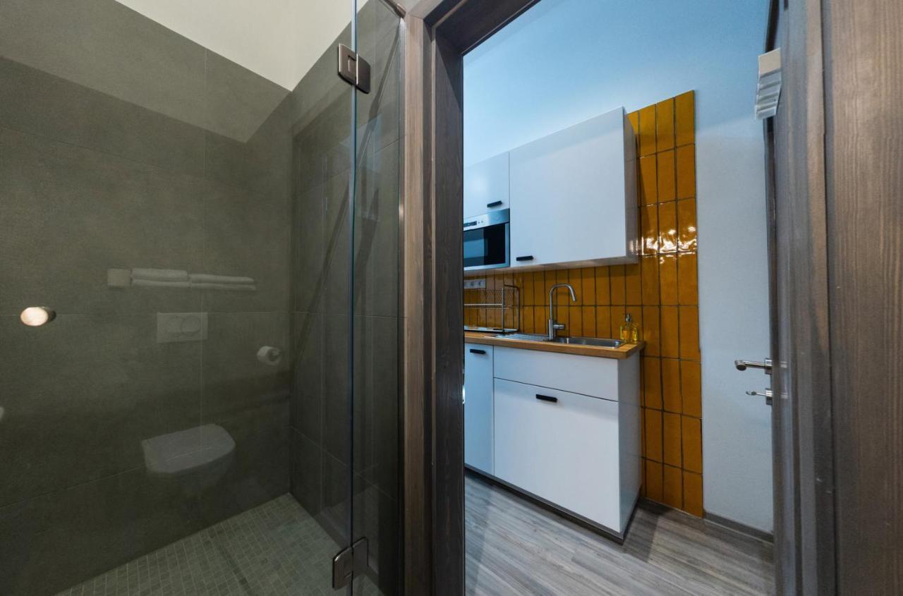 Bpr Downtown Gemstone Apartments Budapeste Exterior foto