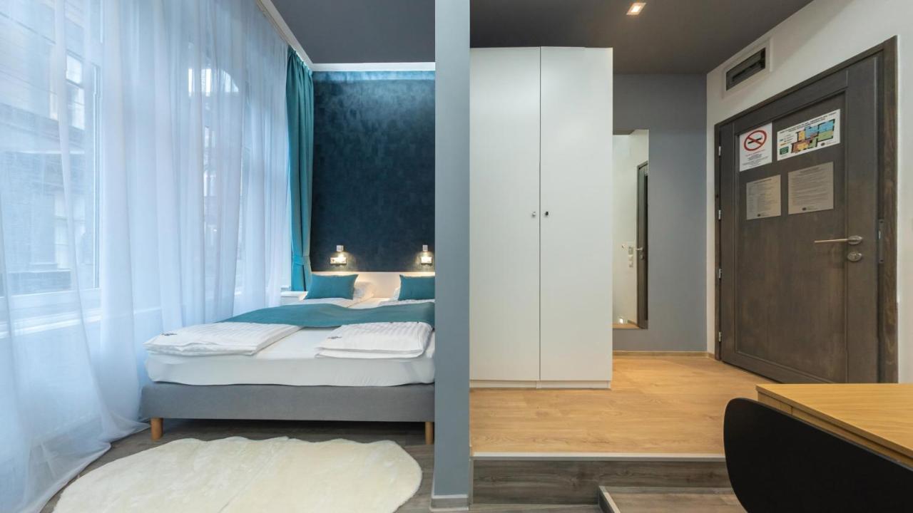 Bpr Downtown Gemstone Apartments Budapeste Exterior foto