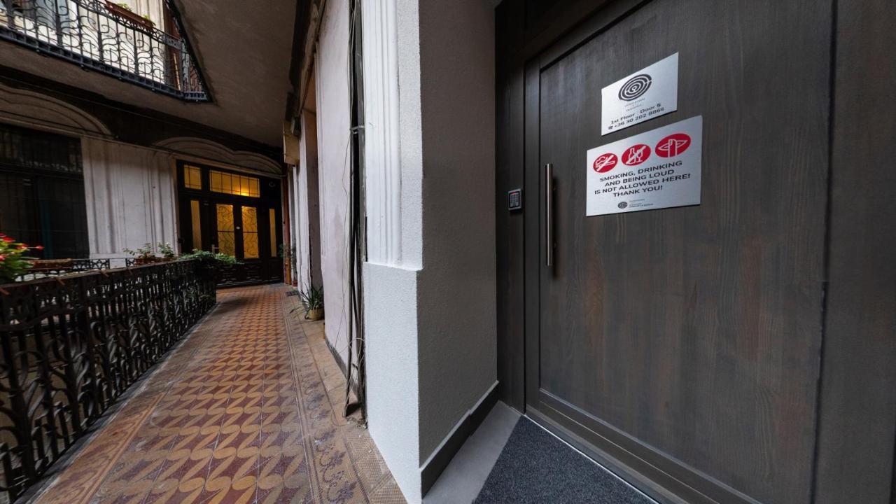 Bpr Downtown Gemstone Apartments Budapeste Exterior foto